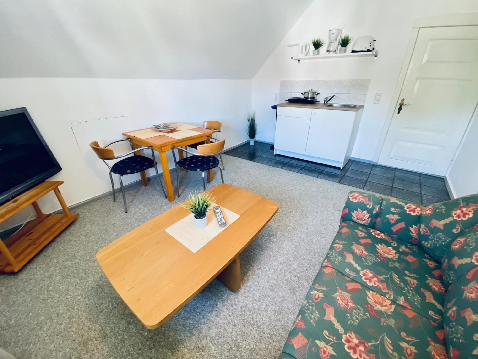 Ostsee-Landhaus Maehl In Prerow Mit Sauna Und Kamin Auch Fuer Gruppen 外观 照片